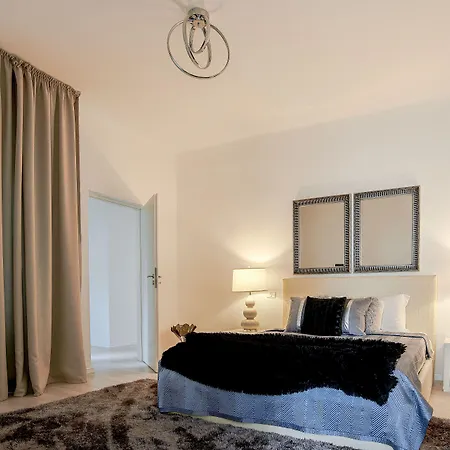 Apartment Metropole Old Town Bucharest