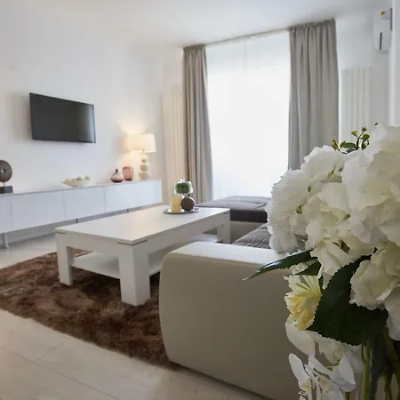 Metropole Old Town * Бухарест