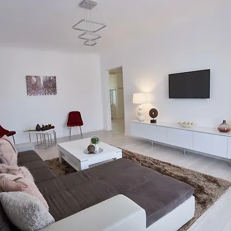 Metropole Old Town *