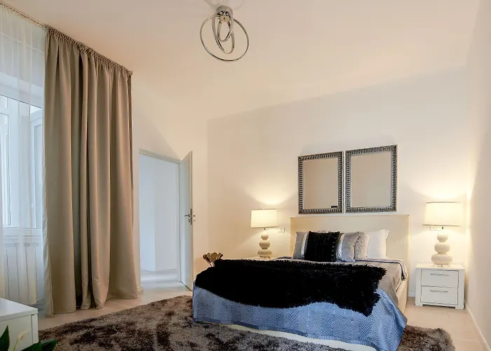 아파트 Metropole Old Town 부쿠레슈티