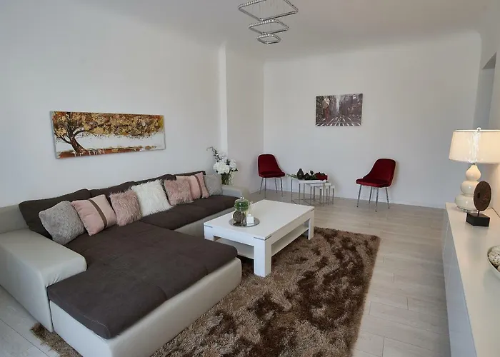 Apartment Metropole Old Town *