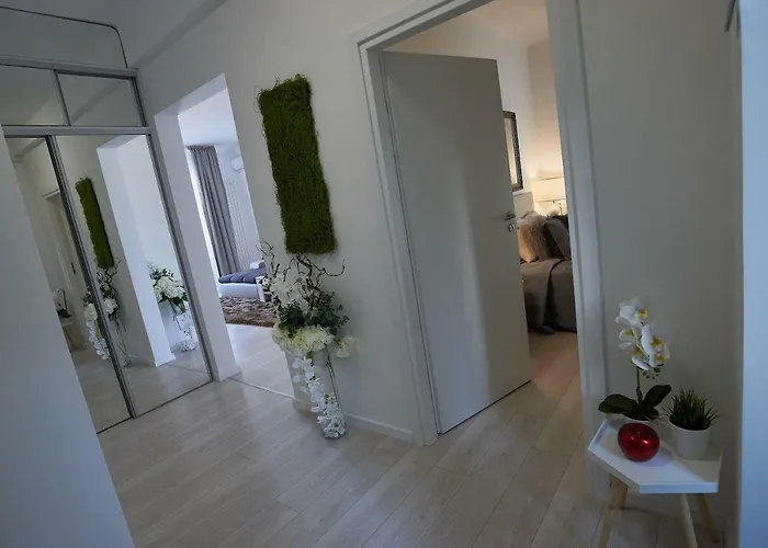 Metropole Old Town Apartamento *