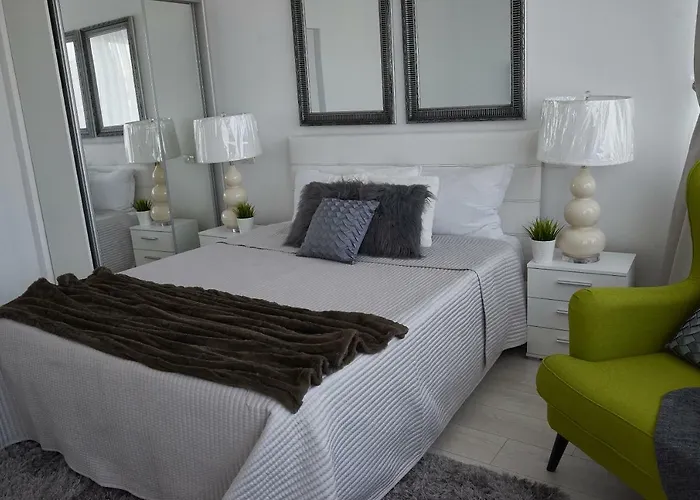 Metropole Old Town Apartamento *