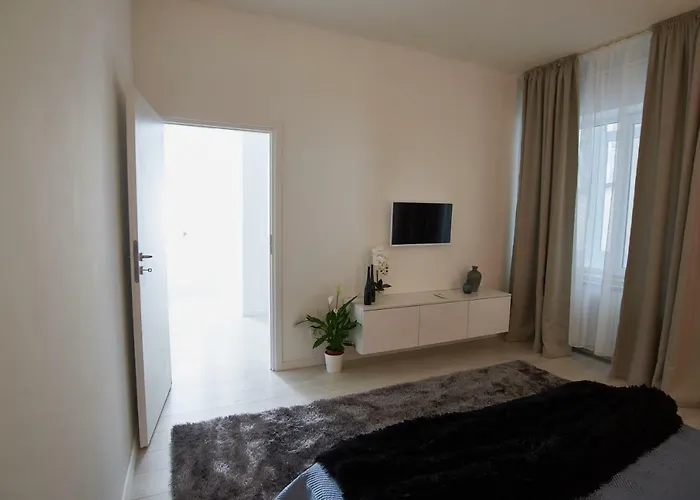 Metropole Old Town * בוקרשט